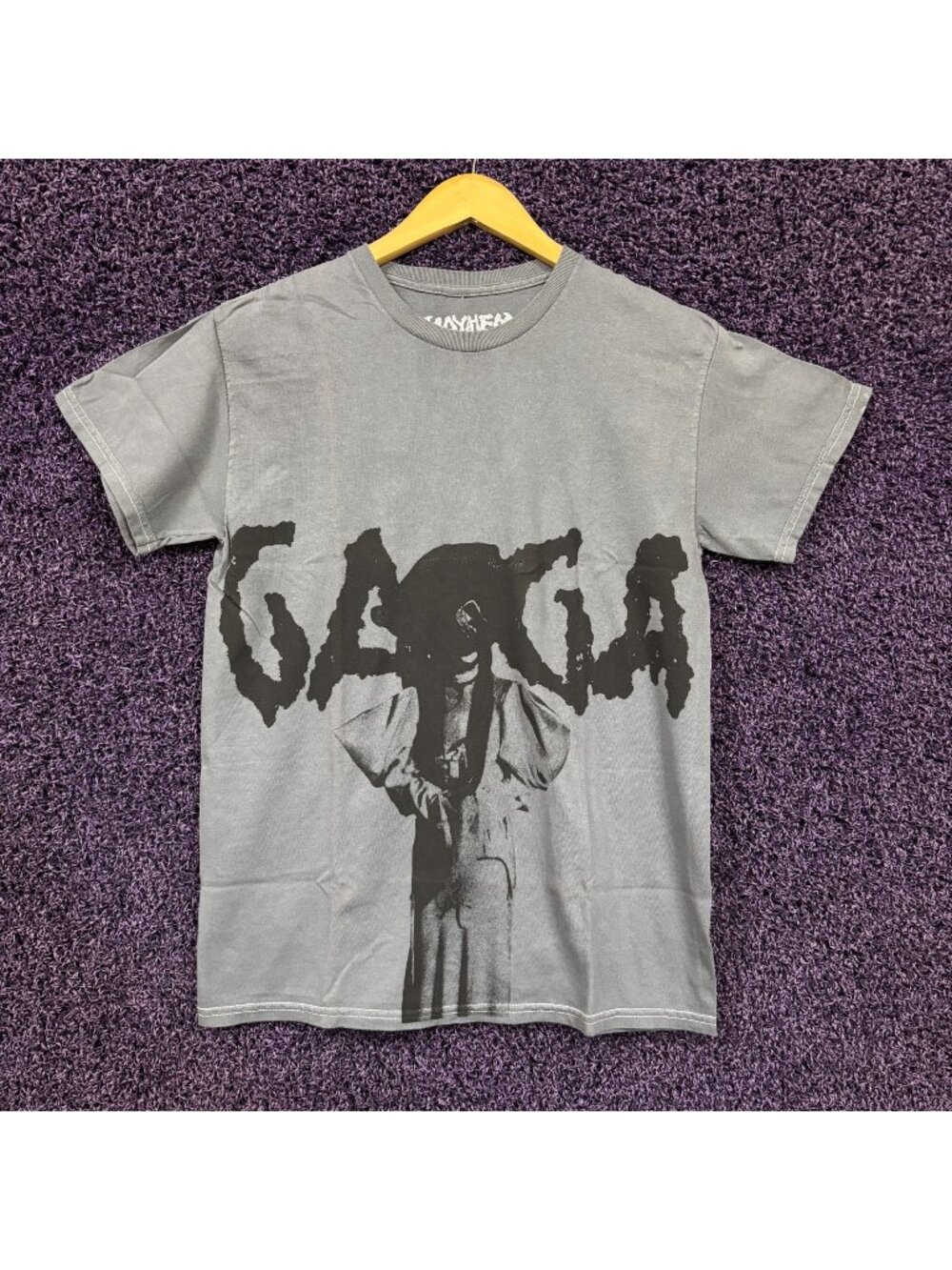 Lady Gaga Gray Pose Mayhem T-Shirt Size Medium